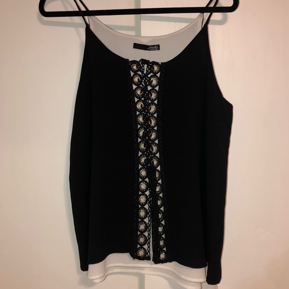 Black and white tank top - Picture 1 of 1